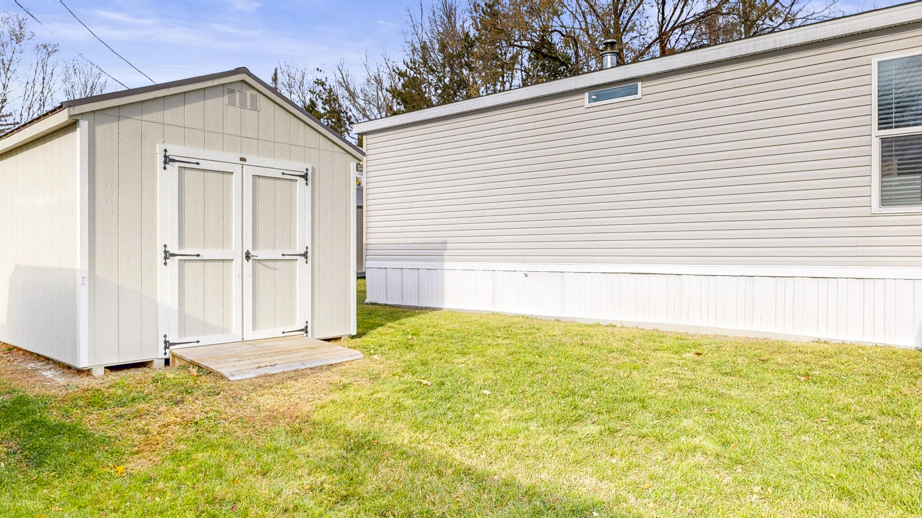 962 Main Street Monmouth ME 04259