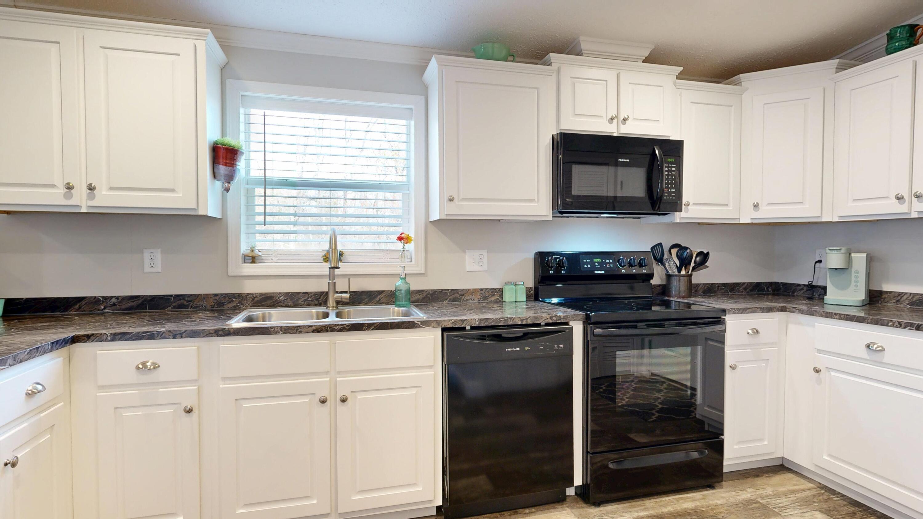 962 Main Street Monmouth ME 04259