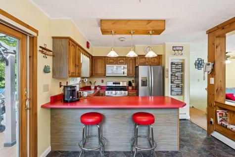 6 Scottsdale Avenue Lisbon ME 04252