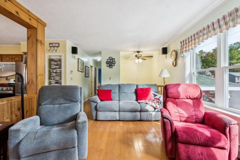 6 Scottsdale Avenue Lisbon ME 04252