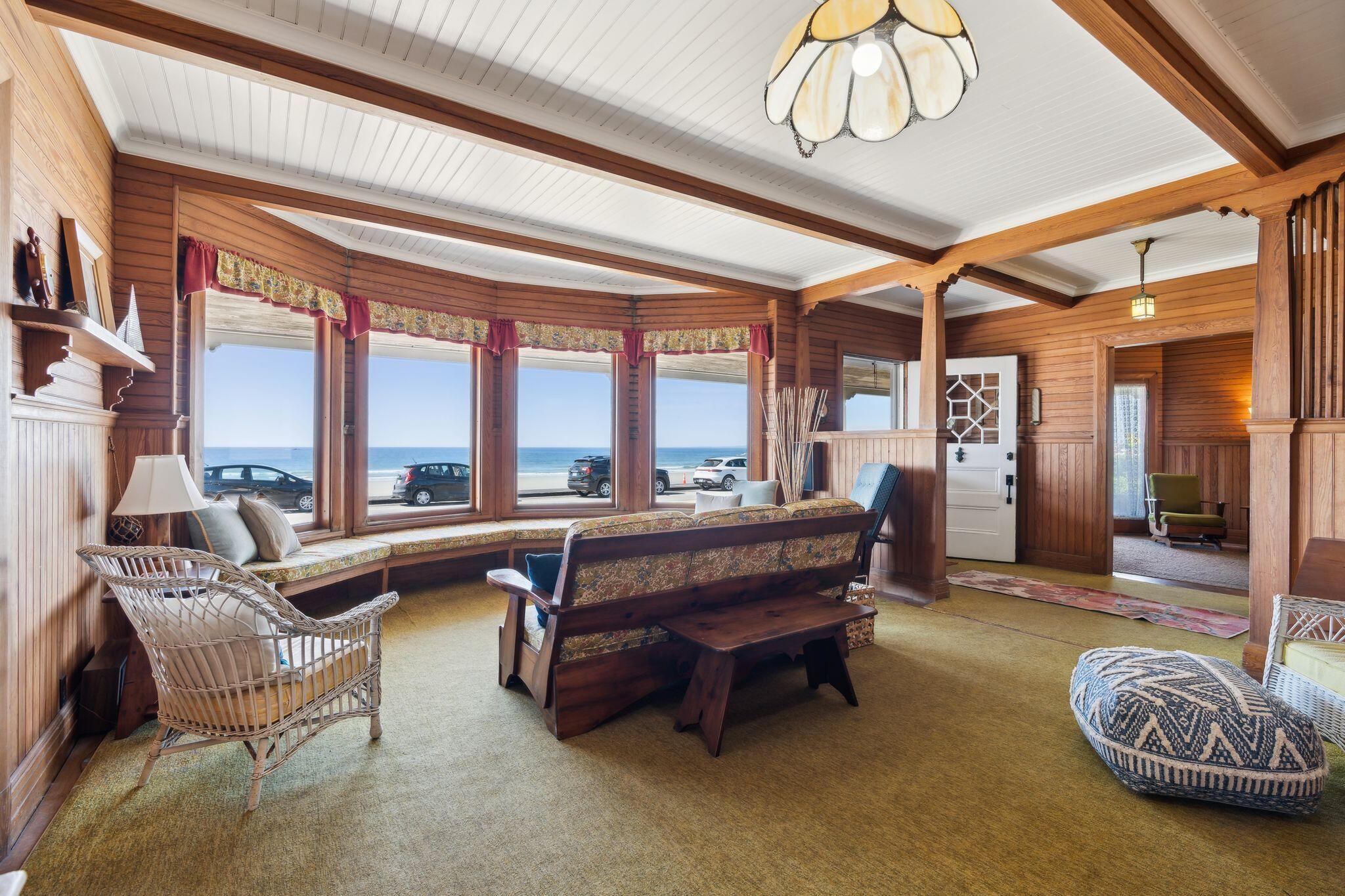 93 Beach Avenue Kennebunk ME 04043