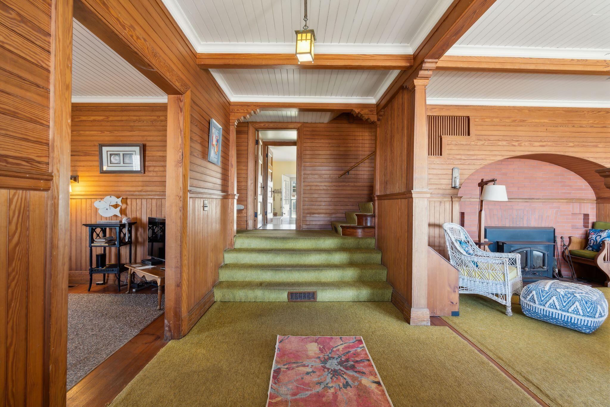 93 Beach Avenue Kennebunk ME 04043