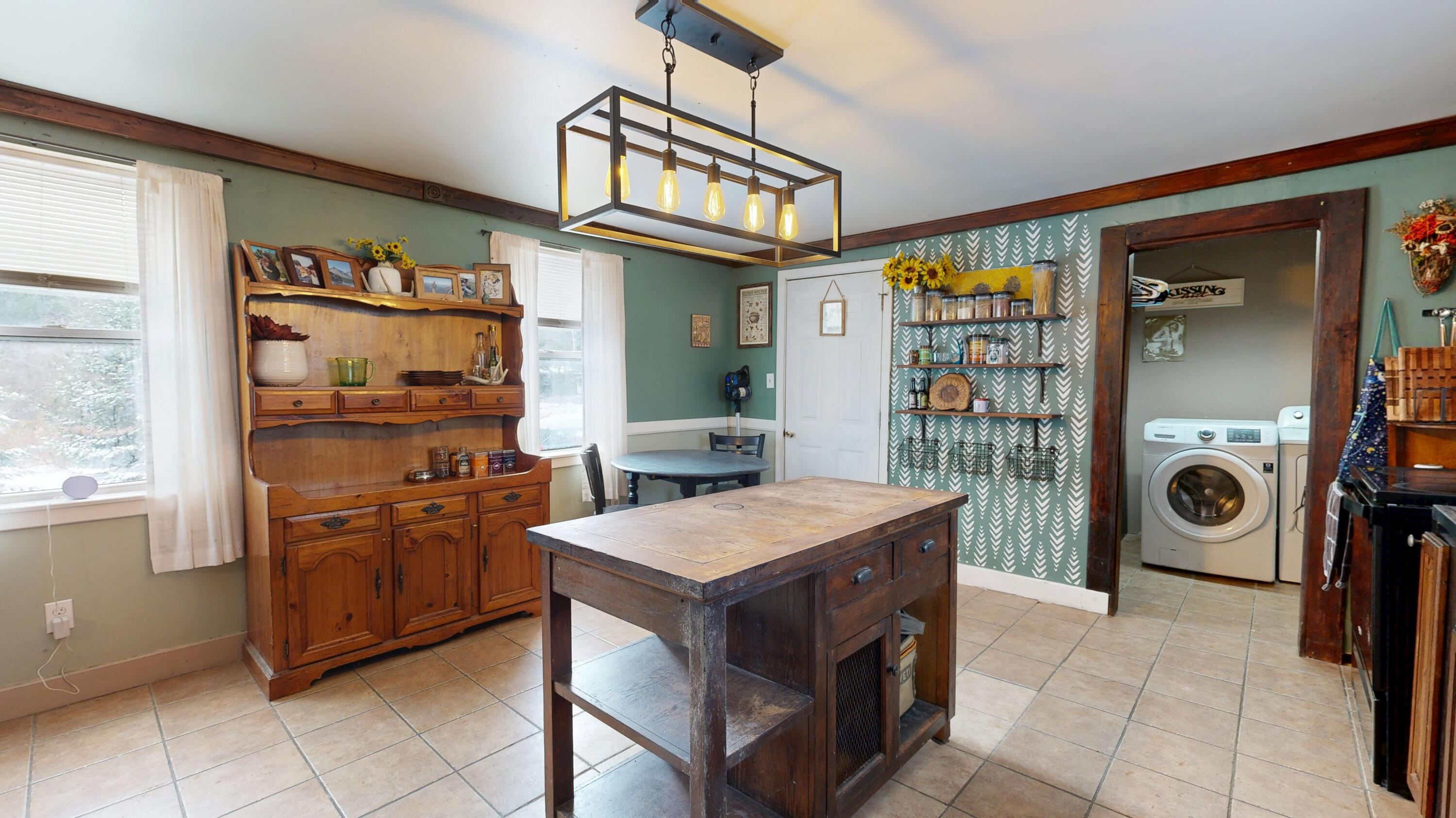 3950 W River Road Sidney ME 04330