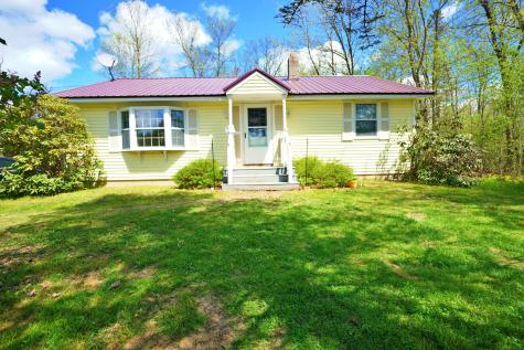 845 Hudson Road Glenburn ME 04401