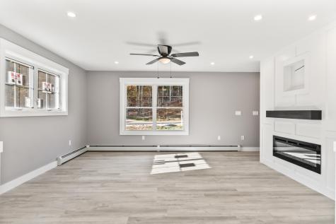 68 Woodbrey Lane Standish ME 04084