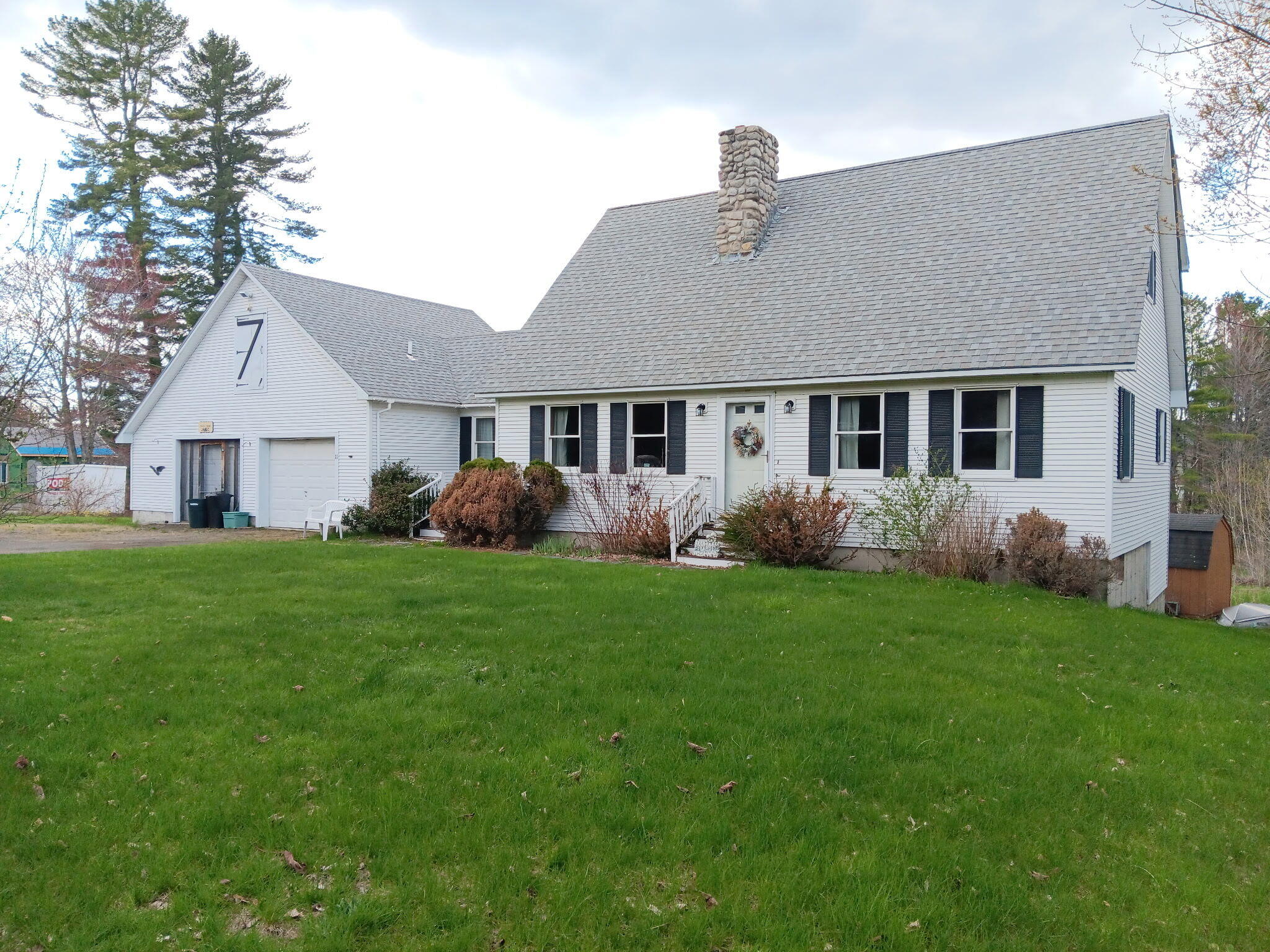 11 Lakeshore Drive Belgrade ME 04918