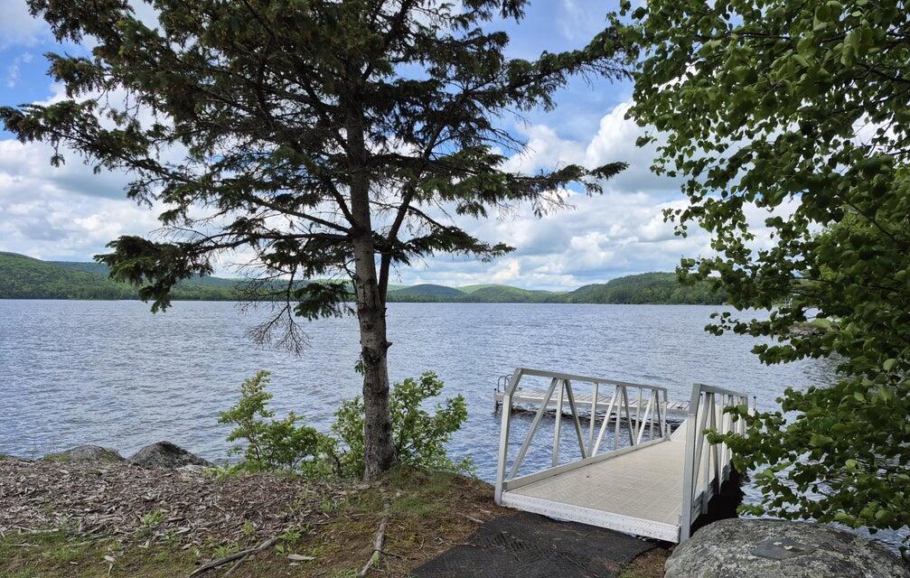 11 Lakeshore Drive Belgrade ME 04918
