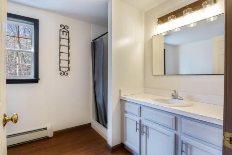 4 Chelsey Lane Gray ME 04039