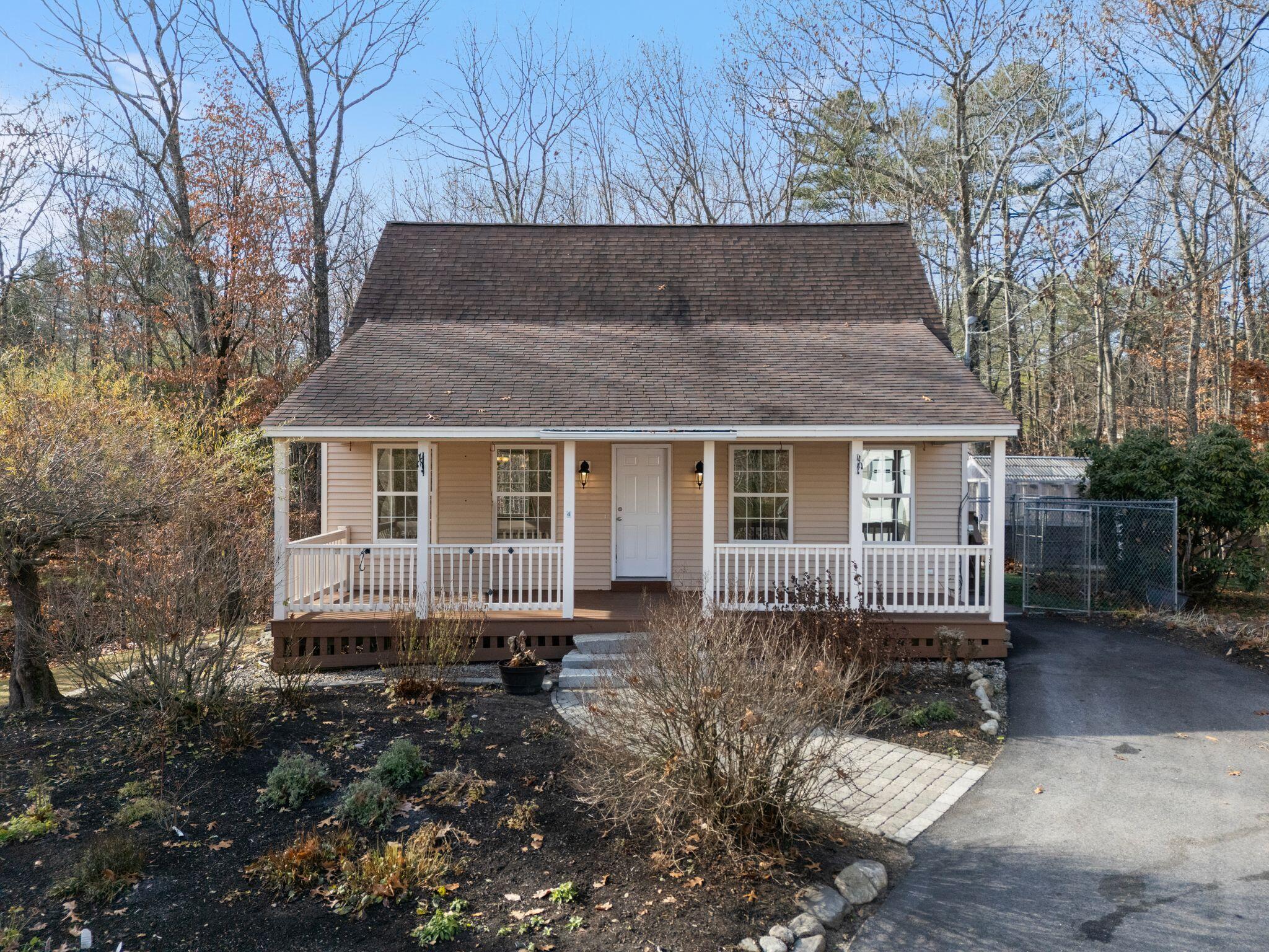 4 Chelsey Lane Gray ME 04039