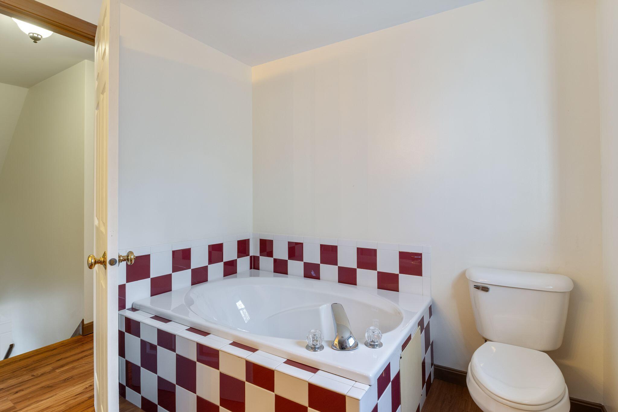 4 Chelsey Lane Gray ME 04039