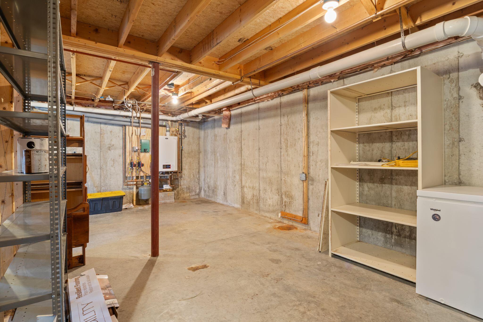 4 Chelsey Lane Gray ME 04039