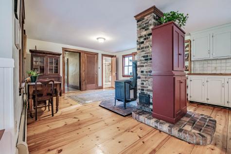 44 Carsley Road Harrison ME 04040