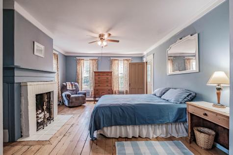 44 Carsley Road Harrison ME 04040
