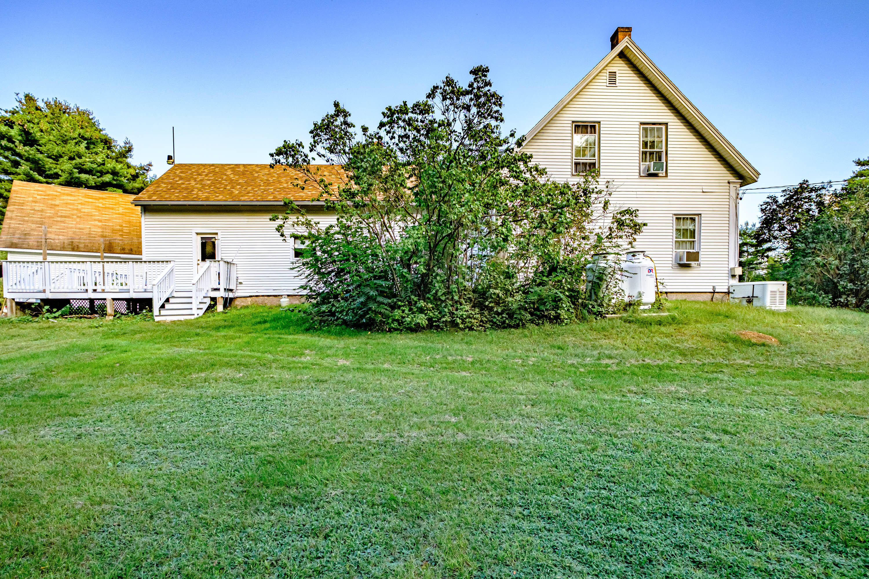 44 Carsley Road Harrison ME 04040
