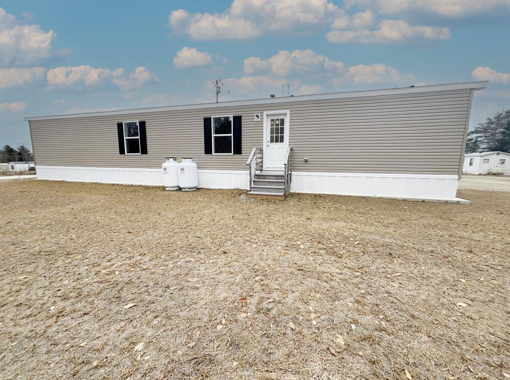 1 Fall Drive Farmingdale ME 04344