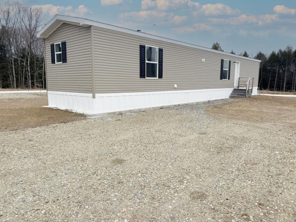 1 Fall Drive Farmingdale ME 04344