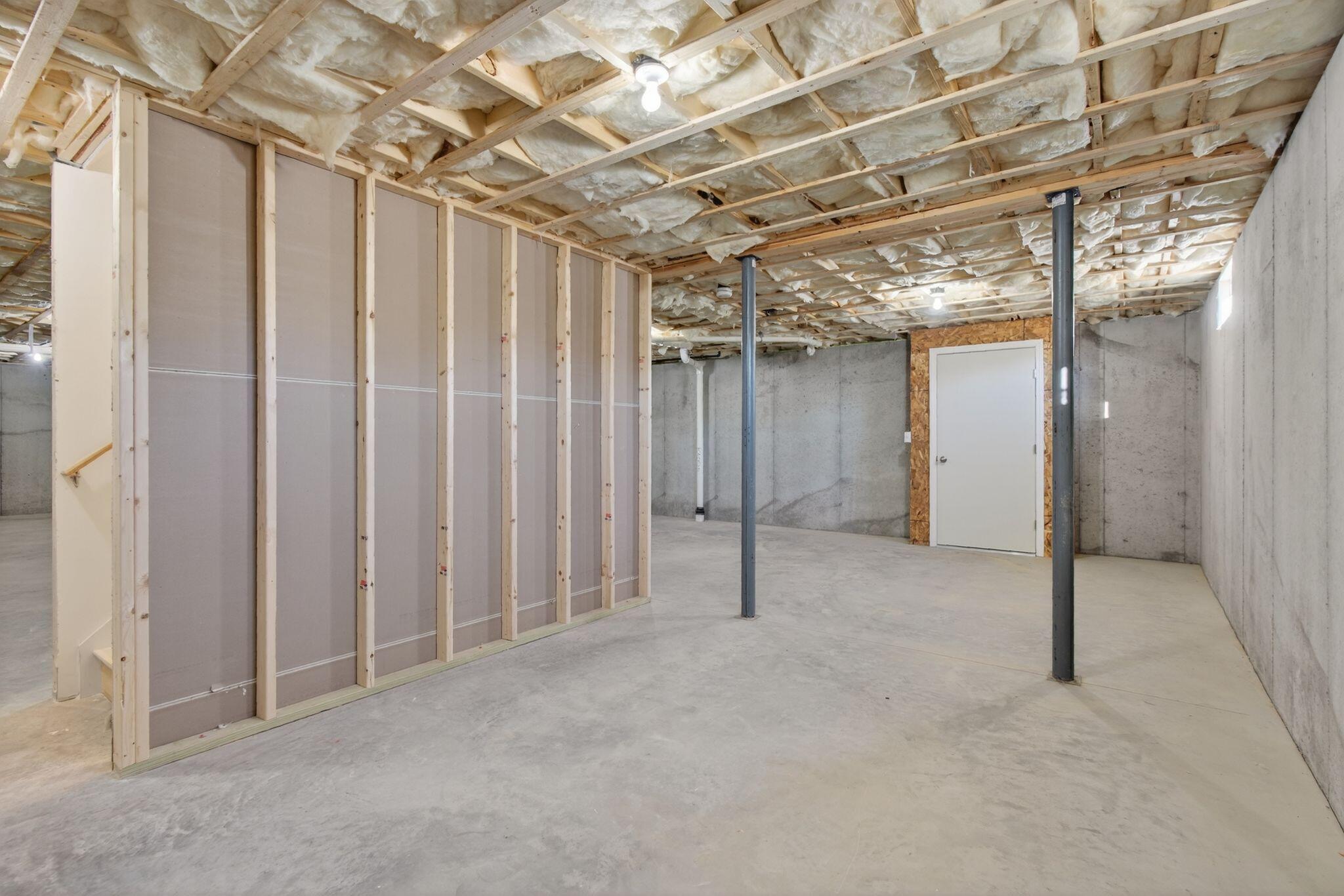 31 Hunters Haven Standish ME 04084