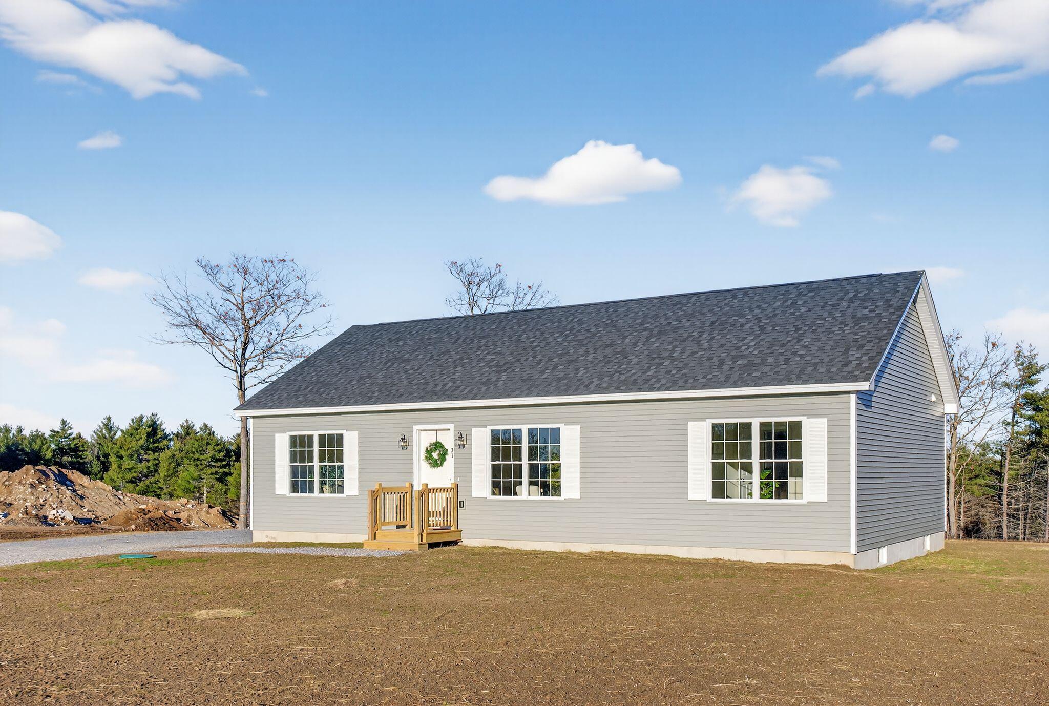 31 Hunters Haven Standish ME 04084