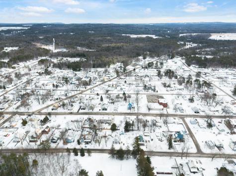 88 Pine Street Madison ME 04950