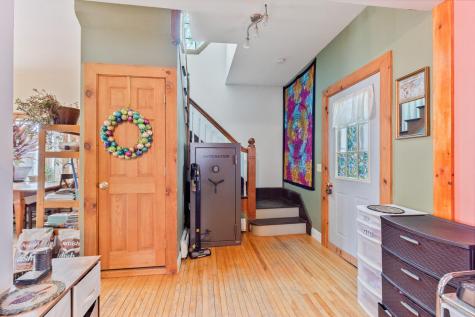 88 Pine Street Madison ME 04950