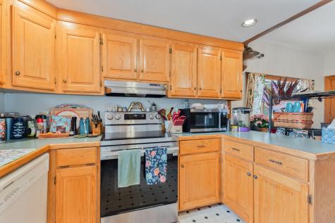 88 Pine Street Madison ME 04950