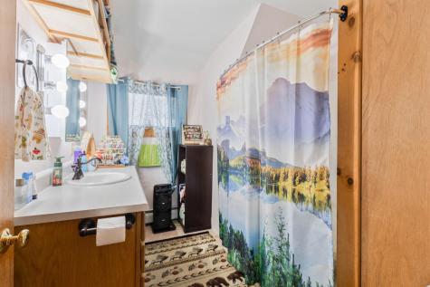 88 Pine Street Madison ME 04950