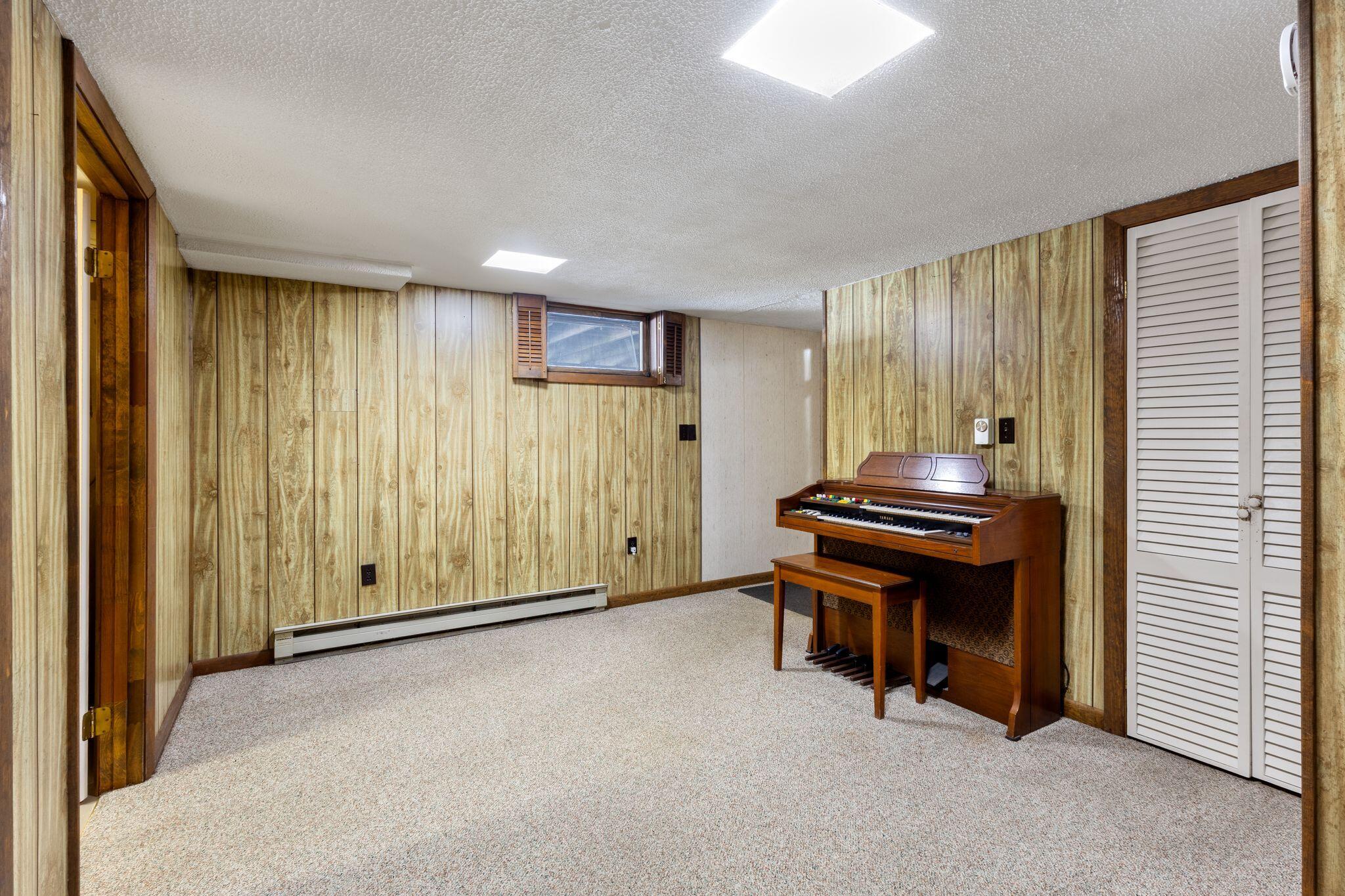 74 Guinea Road Biddeford ME 04005