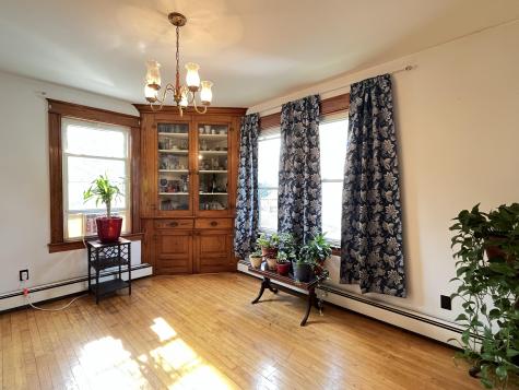 497 Turner Street Auburn ME 04210