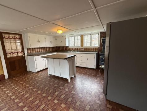 1852 Sanford Road Wells ME 04090