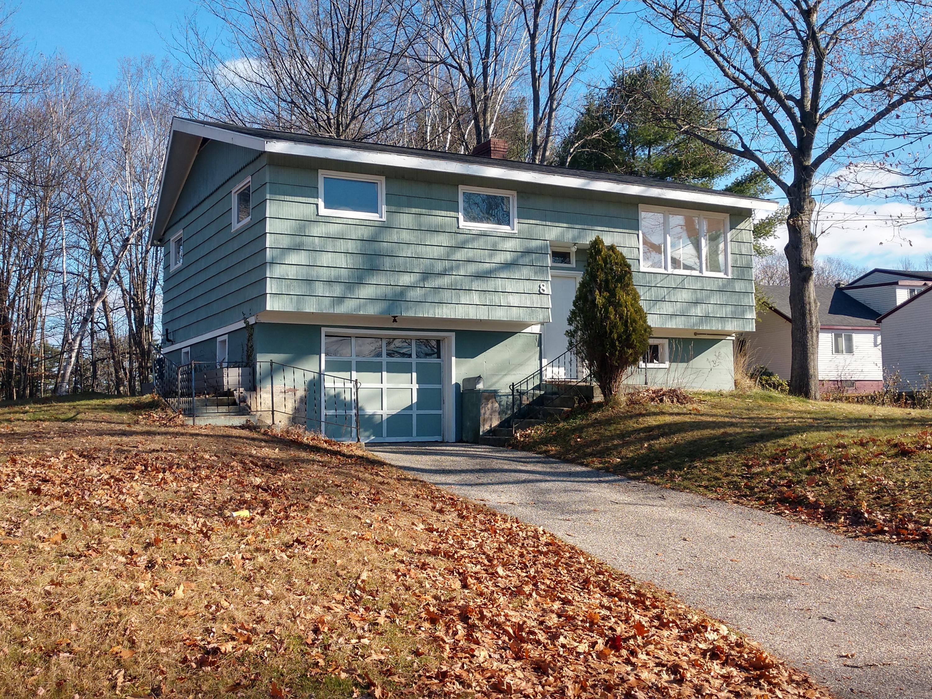 8 Jordan Avenue Auburn ME 04210