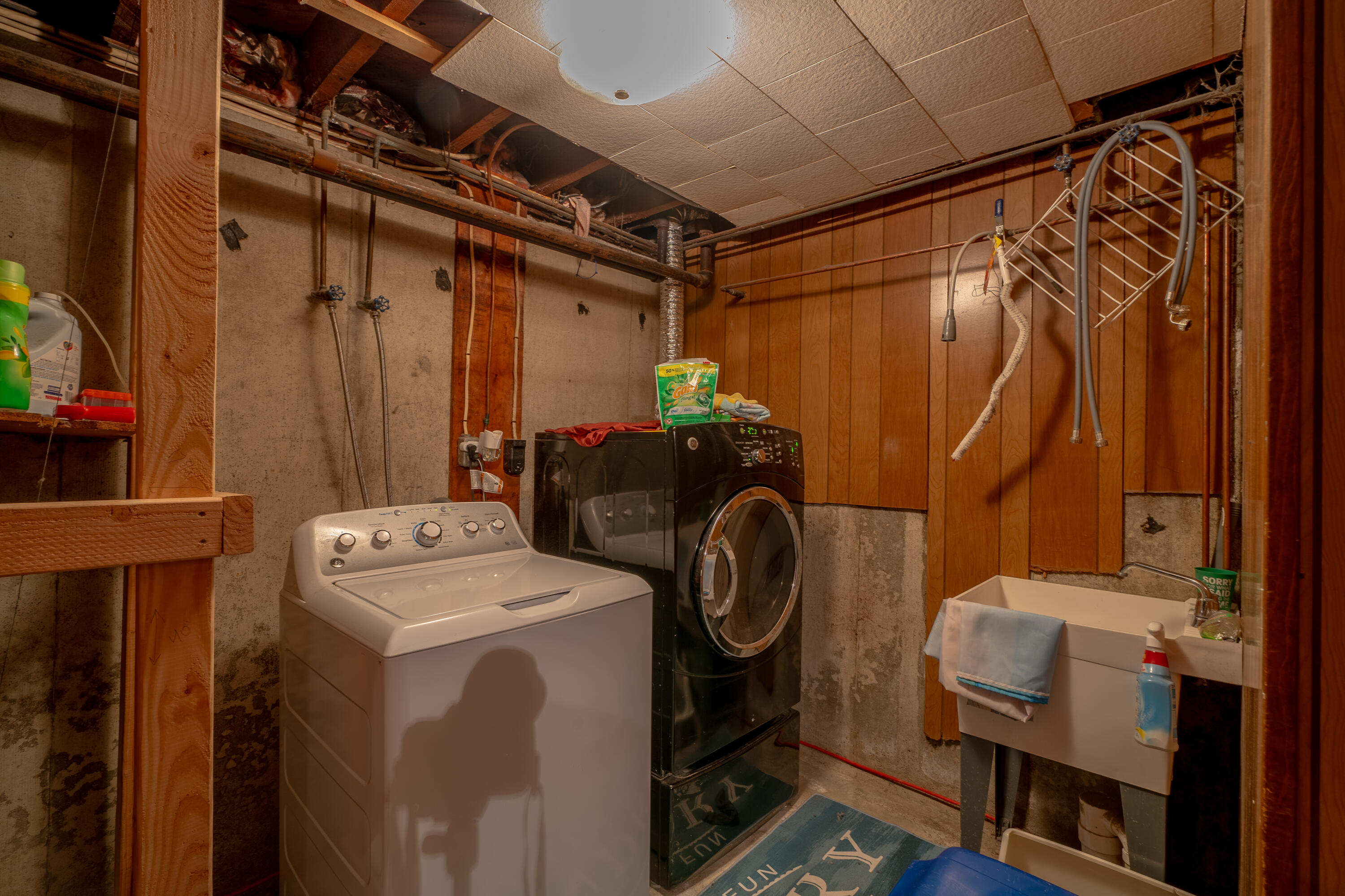 82 Chamberlain Street Brewer ME 04412