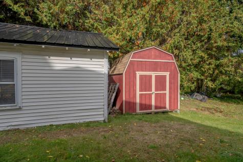 82 Chamberlain Street Brewer ME 04412