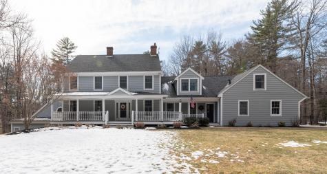 6 Flintlock Lane Falmouth ME 04105