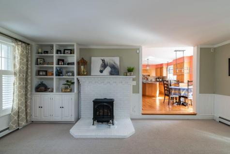 6 Flintlock Lane Falmouth ME 04105