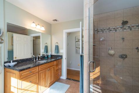 6 Flintlock Lane Falmouth ME 04105