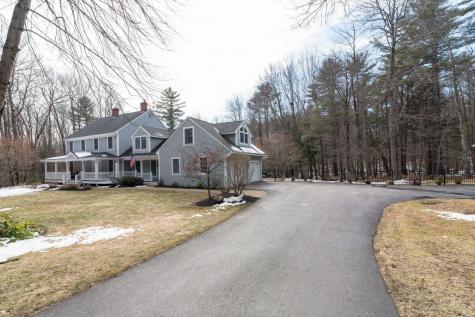 6 Flintlock Lane Falmouth ME 04105