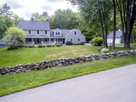 6 Flintlock Lane Falmouth ME 04105