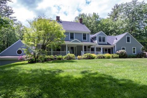 6 Flintlock Lane Falmouth ME 04105