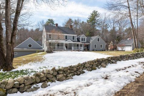 6 Flintlock Lane Falmouth ME 04105