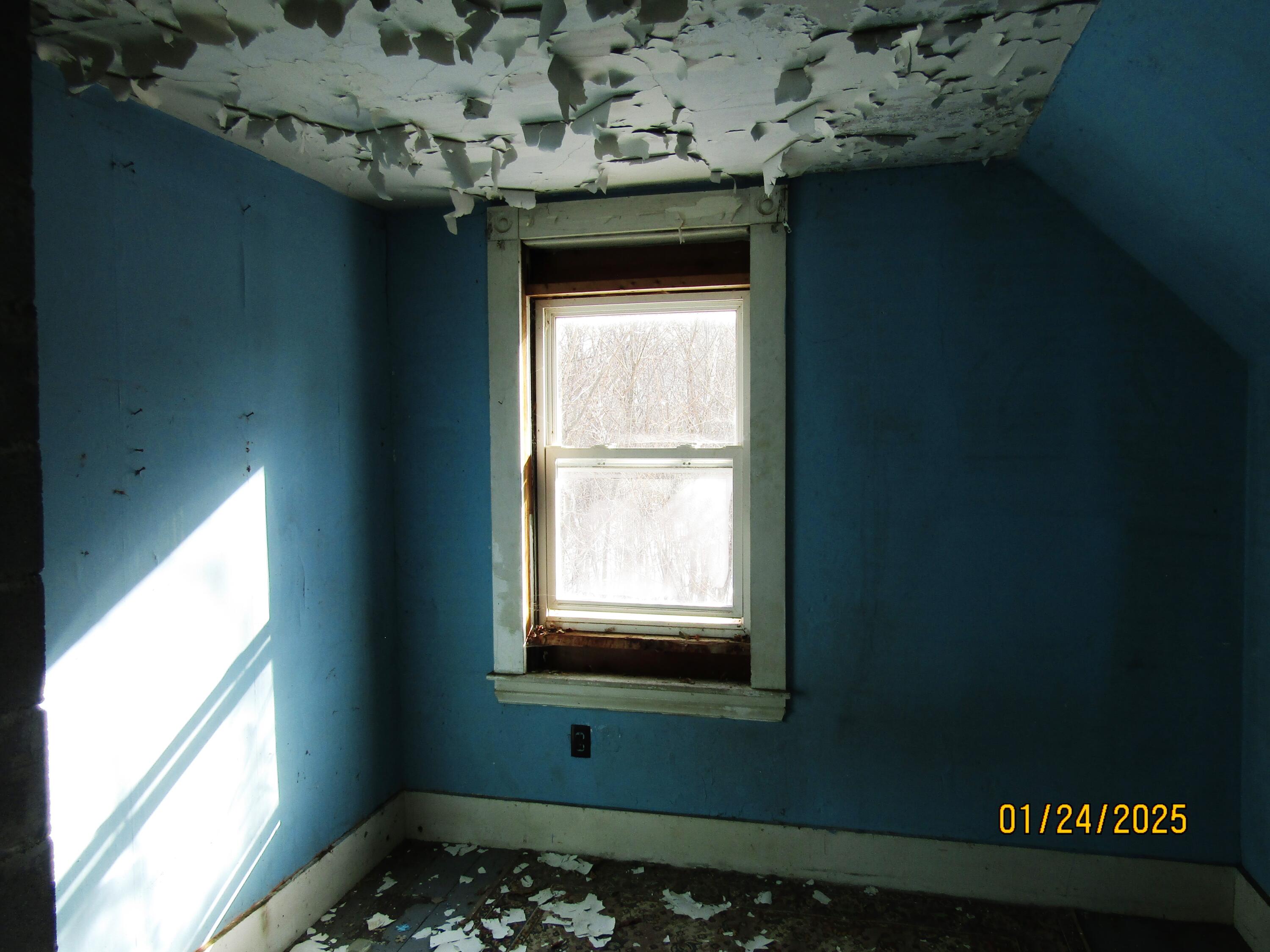 14 Gould Street Milo ME 04463