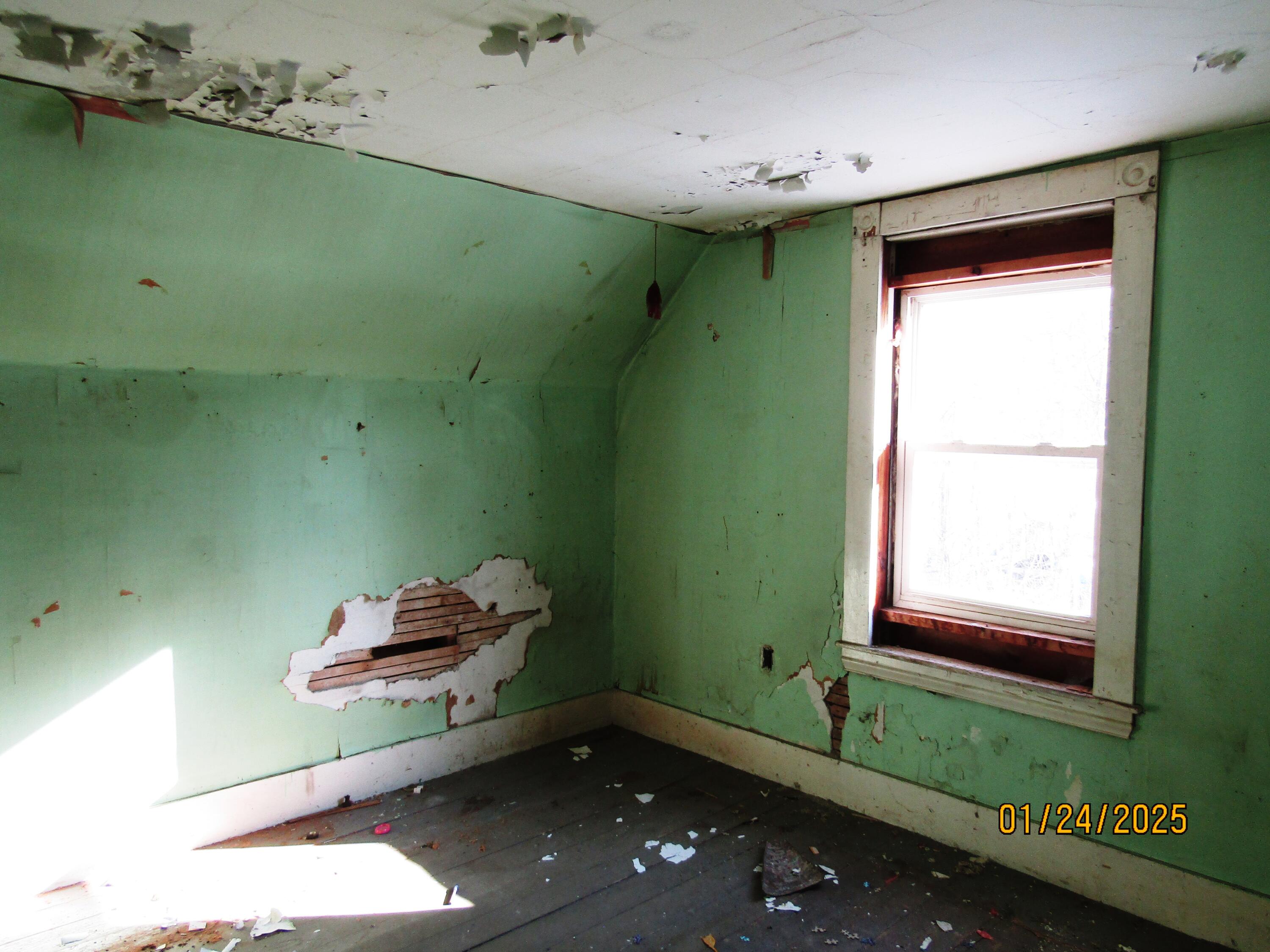 14 Gould Street Milo ME 04463