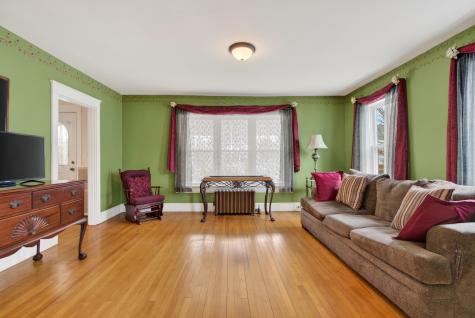 36 Colonial Road Portland ME 04102