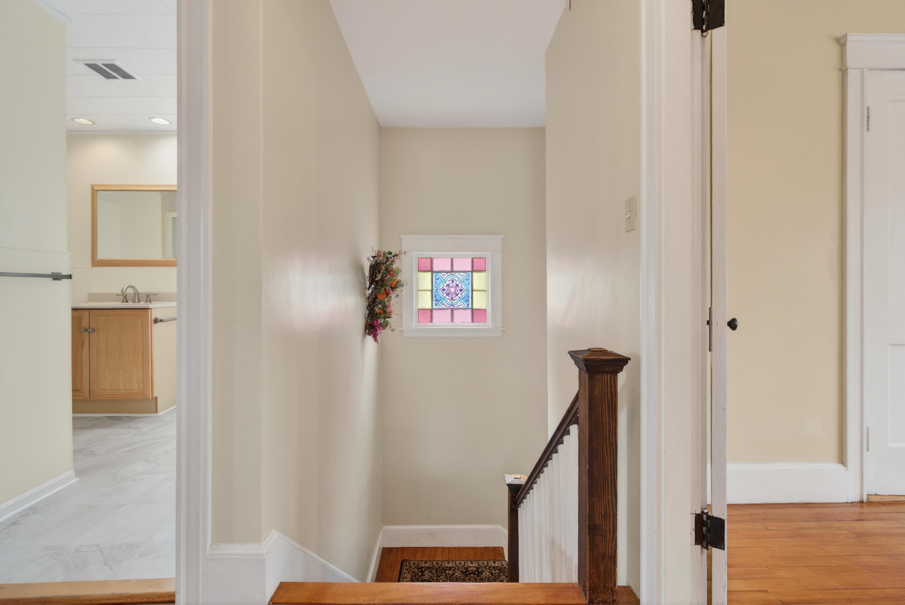 36 Colonial Road Portland ME 04102