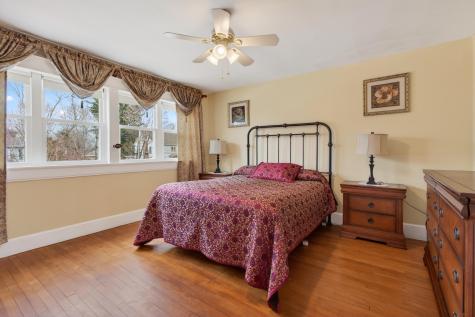 36 Colonial Road Portland ME 04102