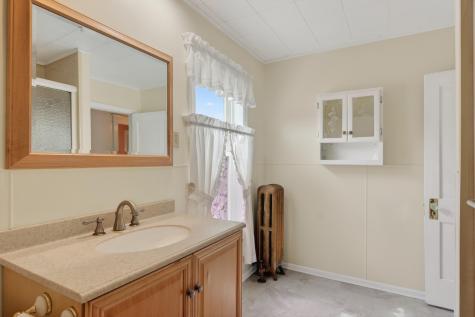 36 Colonial Road Portland ME 04102