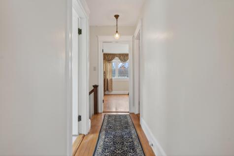 36 Colonial Road Portland ME 04102