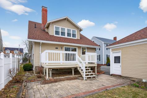 36 Colonial Road Portland ME 04102