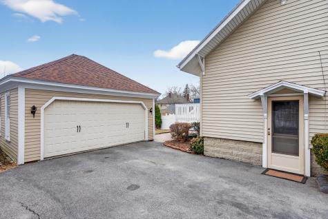 36 Colonial Road Portland ME 04102