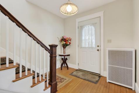 36 Colonial Road Portland ME 04102