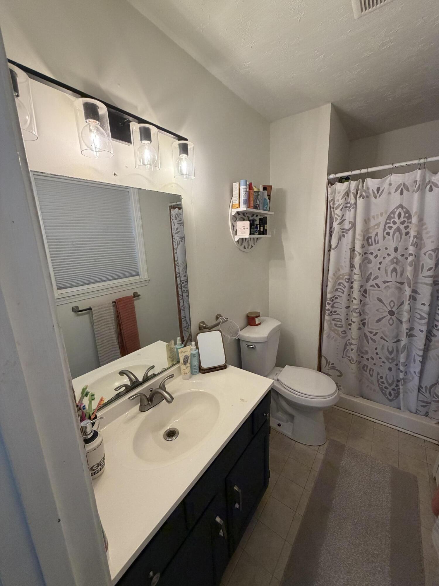 25 Clearview Avenue Waterville ME 04901